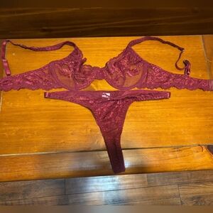 Elegant Lace Burgundy Lingerie Set